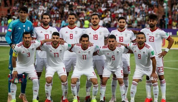 عکس فوتبالیست های معروف با اسم