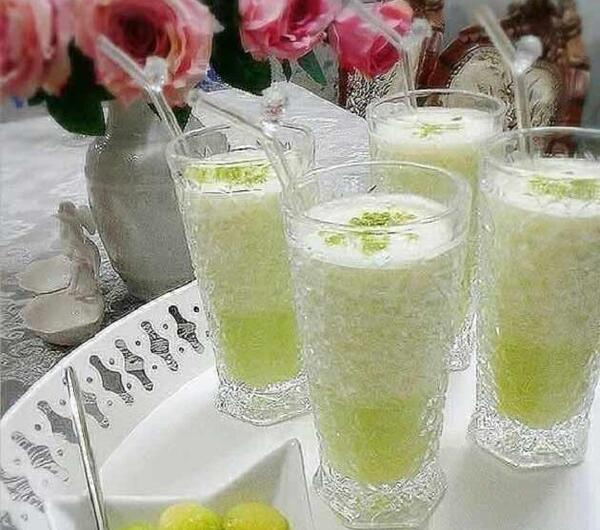 عکس طالبی بستنی