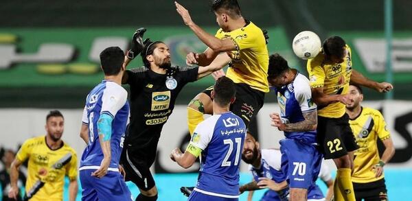 عکس فوتبال استقلال و سپاهان