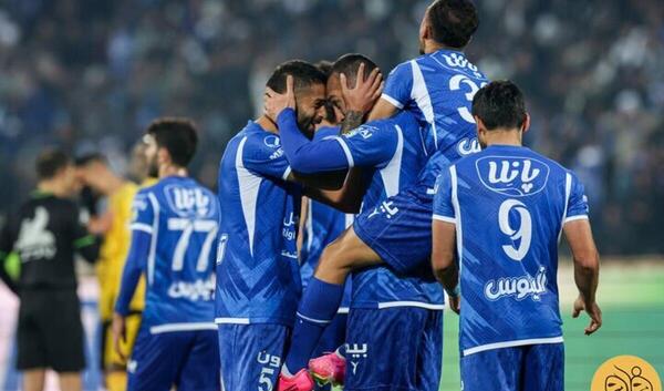 عکس فوتبال استقلال و سپاهان