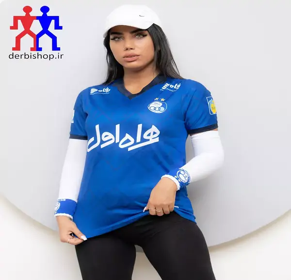 عکس لباس فوتبال استقلال