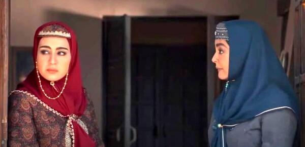 عکس طاووس الملوک در فیلم گلنار