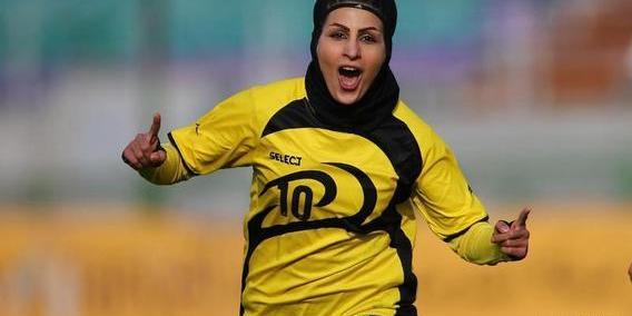 عکس فوتبال بانوان ایران