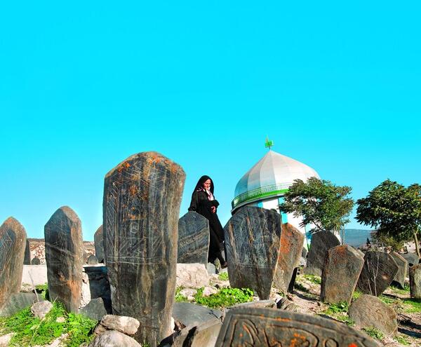 عکس قبر های باستانی
