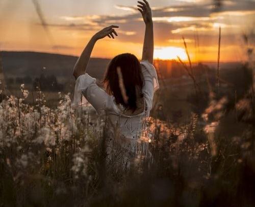 عکس غروب آفتاب در کنار دریا