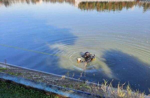 عکس قدیمی از استخر لاهیجان