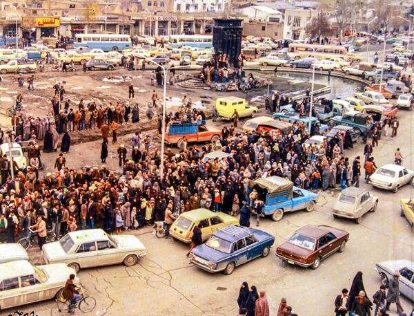 عکس قدیمی میدان شهدا مشهد