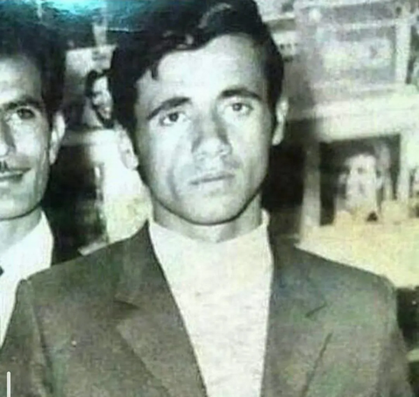 عکس قدیمی از معین