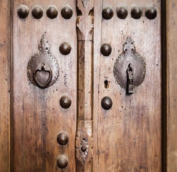 عکس درب های چوبی قدیمی