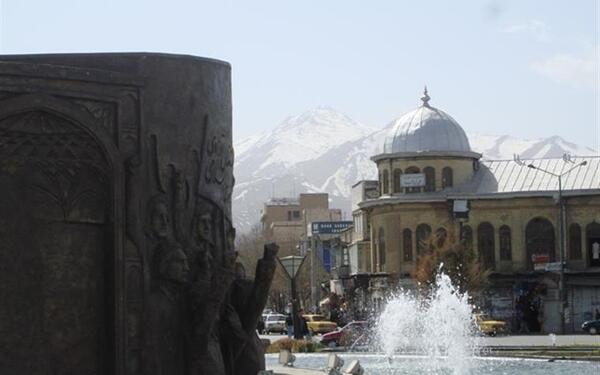 عکس قدیمی میدان امام همدان