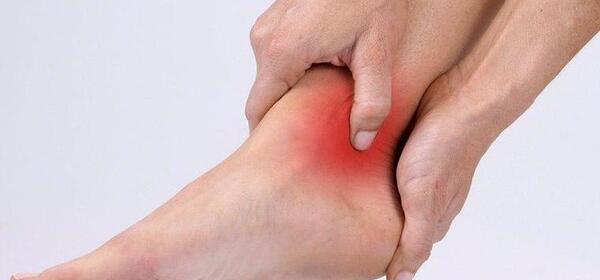 عکس قوزک پای شکسته