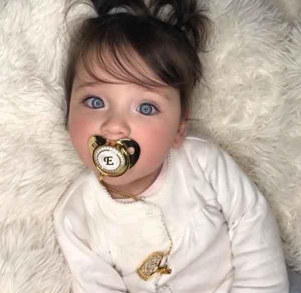 عکس پروف دختر بچه غمگین
