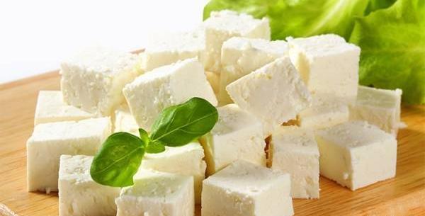 عکس یک قوطی کبریت پنیر