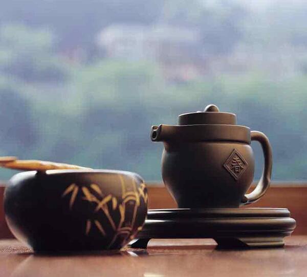 عکس یک قوری