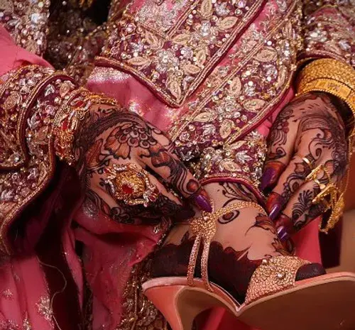 عکس دست عروس بلوچی