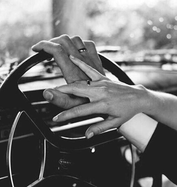 عکس عاشقانه سیاه و سفید برای پروفایل