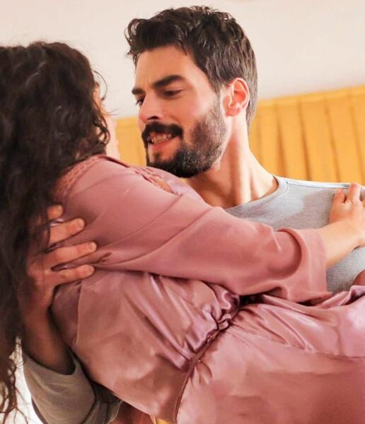 عکس عاشقانه میران ریحان
