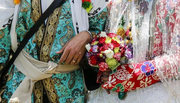 عکس عروس با لباس محلی قشقایی