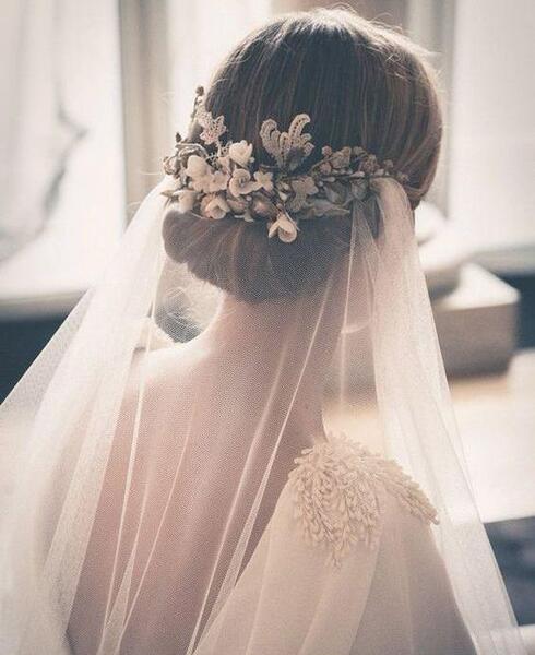 عکس عروس تنها عاشقانه