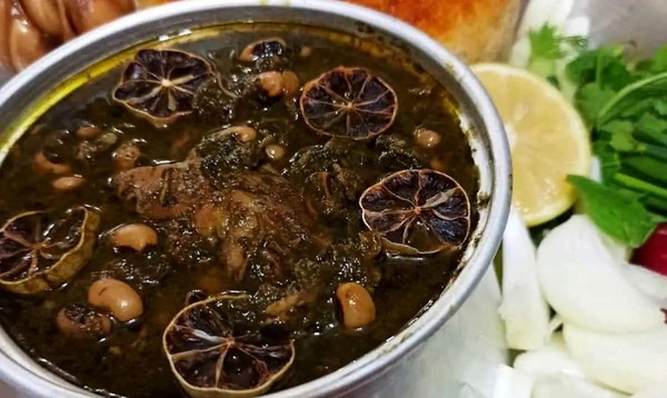 عکس قورمه سبزی با لوبیا قرمز