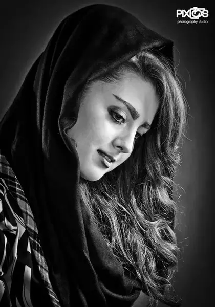 عکس های قدیمی یاسمین کلاهان