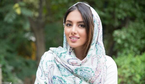 عکس های قدیمی یاسمین کلاهان