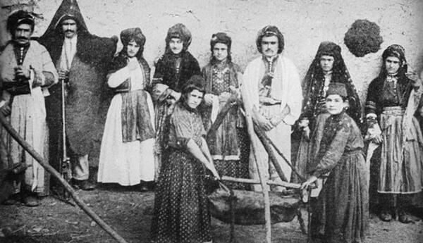 عکس قدیمی زنان کورد