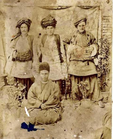 عکس قدیمی زنان کردستان