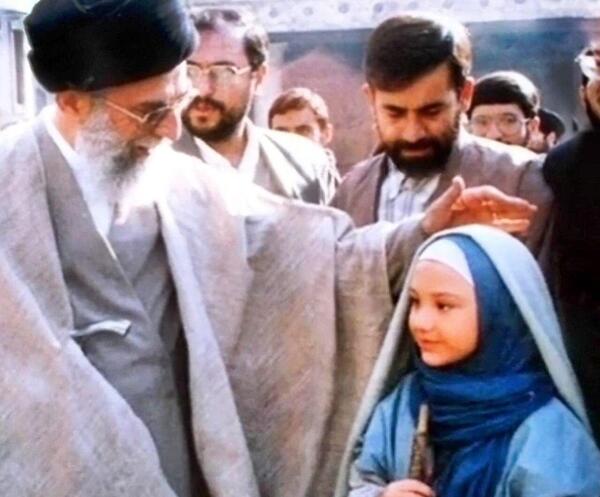 عکس قدیمی از رهبری