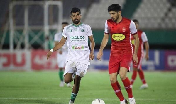 عکس فوتبال پرسپولیس و تراکتور