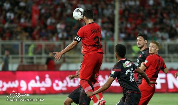 عکس فوتبال پرسپولیس و تراکتور