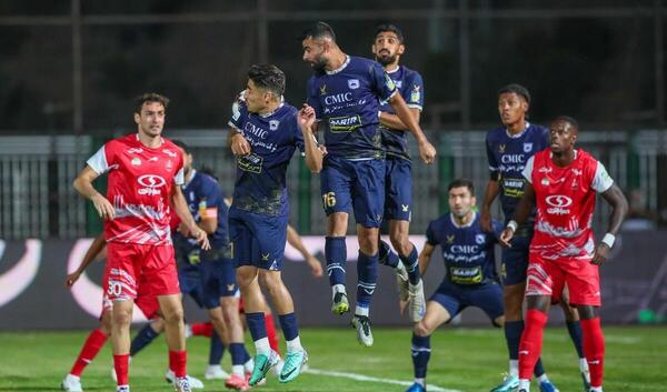 عکس فوتبال پرسپولیس و