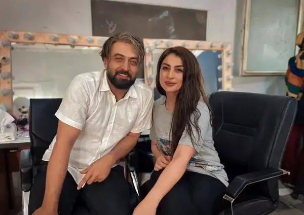 عکس قبر مصطفی زمانی