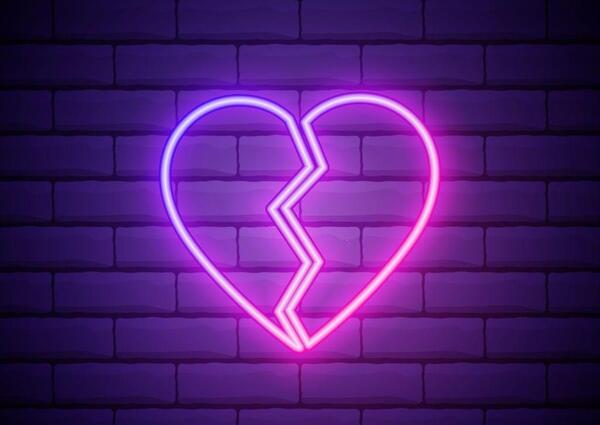 عکس پروفایل برای قلب شکسته