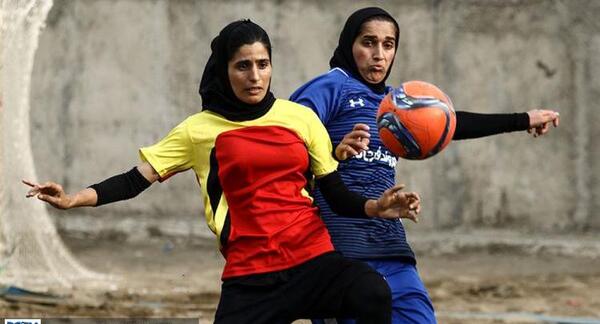عکس فوتبال ساحلی زنان خارجی