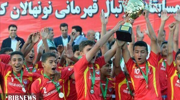 عکس تیم فوتبال نونهالان فولاد خوزستان