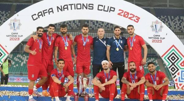 عکس قهرمانی فوتبال ایران