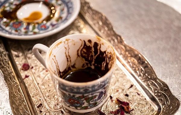 تعبیر عکس قلب در فال قهوه