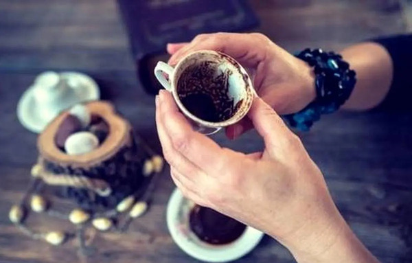 عکس قلب شکسته در فال قهوه
