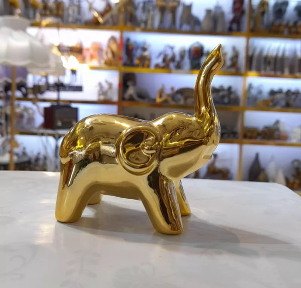 عکس فیل طلایی
