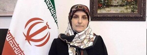 عکس کارمند زن سفارت فرانسه