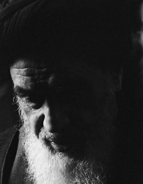 عکس خمینی در فرانسه