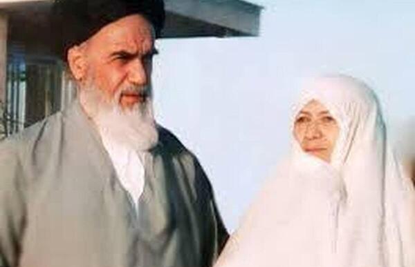 عکس خمینی در فرانسه