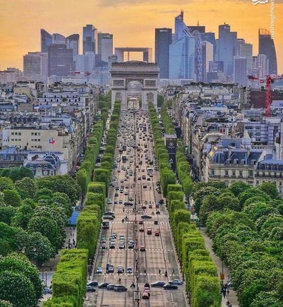 عکس از خیابان شانزلیزه فرانسه