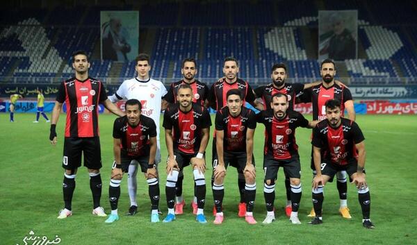 عکس ورزشگاه فوتبال مشهد
