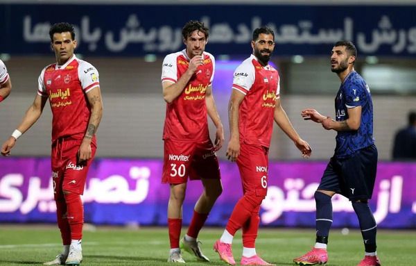 عکس تیم فوتبال گل گهر