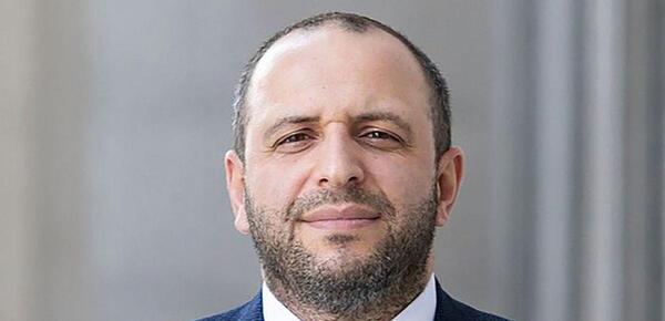 عکس بوسیدن رئیس فدراسیون فوتبال اسپانیا