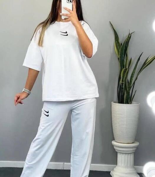عکس لباس فوتبال زنانه