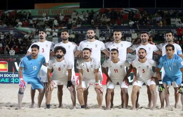 عکس جام فوتبال ساحلی