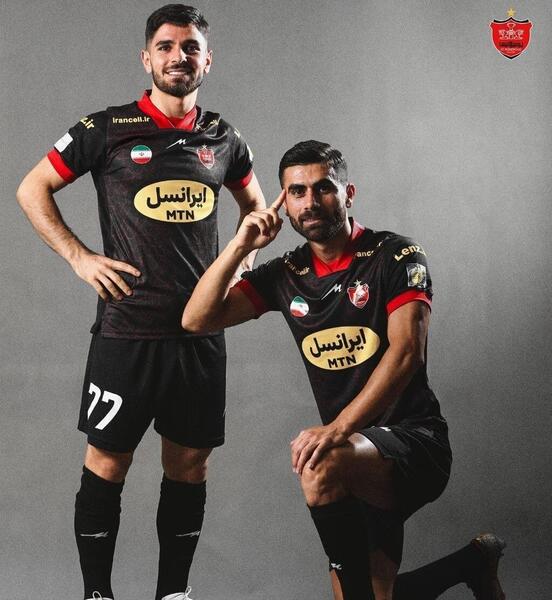 عکس لباس فوتبال پرسپولیس